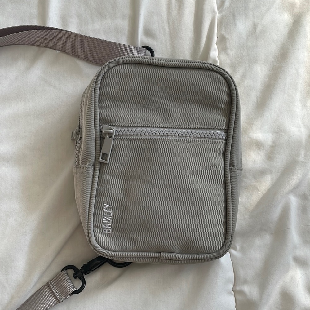 Brixley crossbody